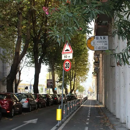 Down Town Cesar Апартаменты